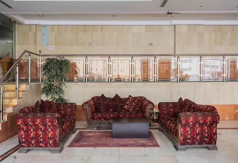فندق كابيتال أو 162 برزين الرياض